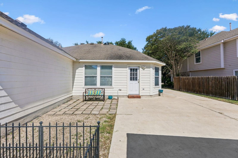 Property photo 34