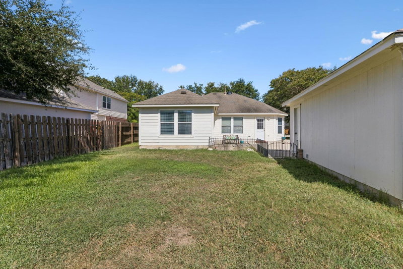 Property photo 36