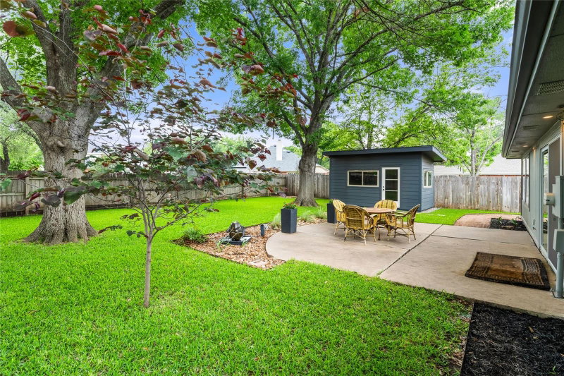 Property photo 28