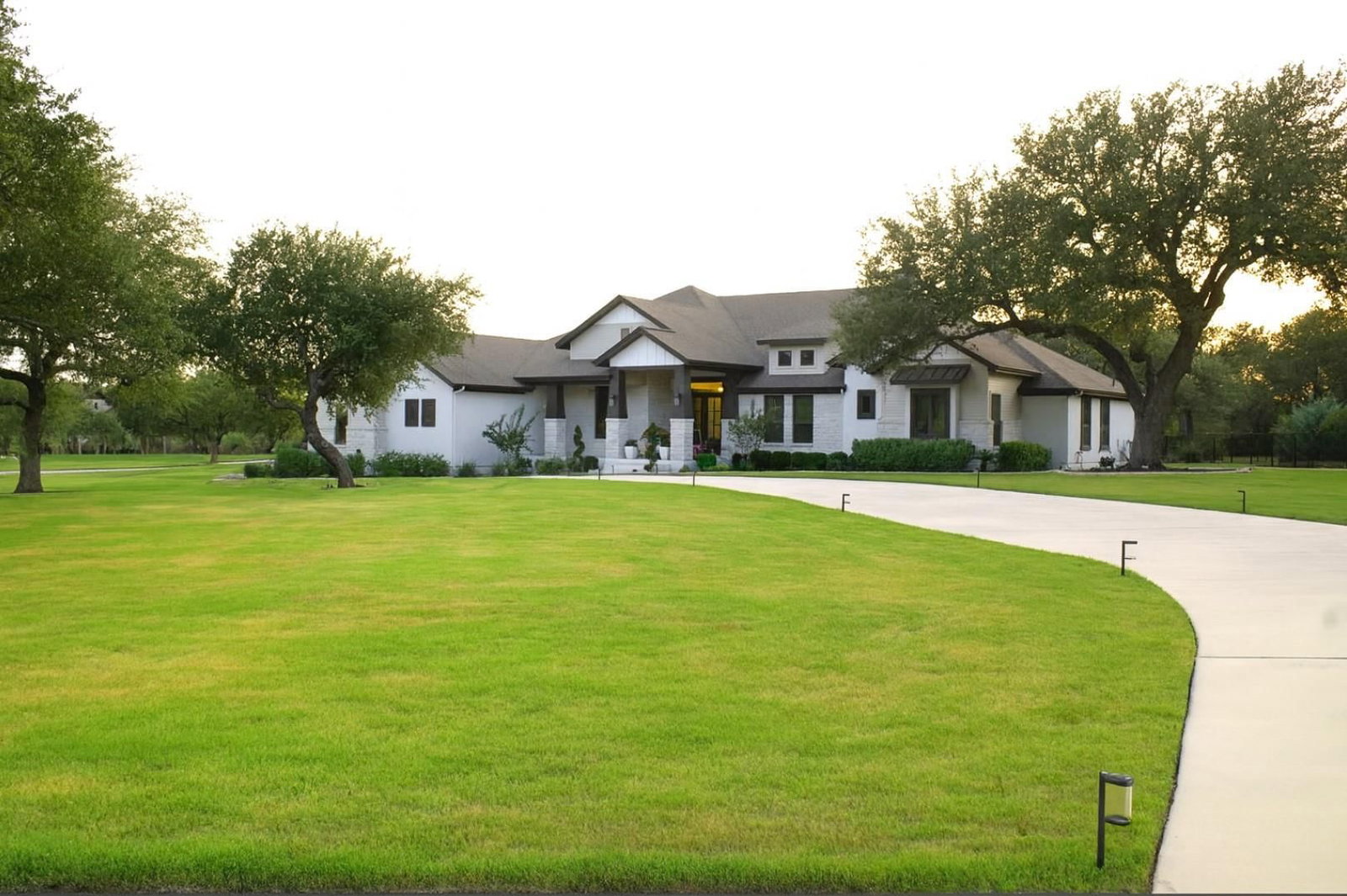 120 Woodland Hills DR - Photo 1