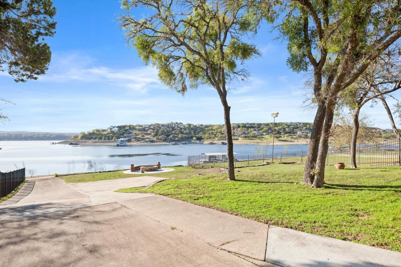 Property photo 30