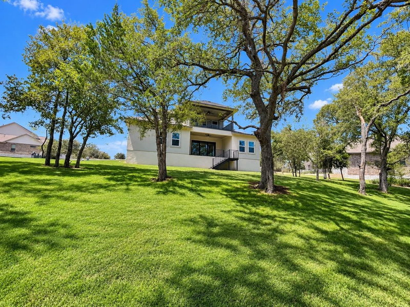 Property photo 36