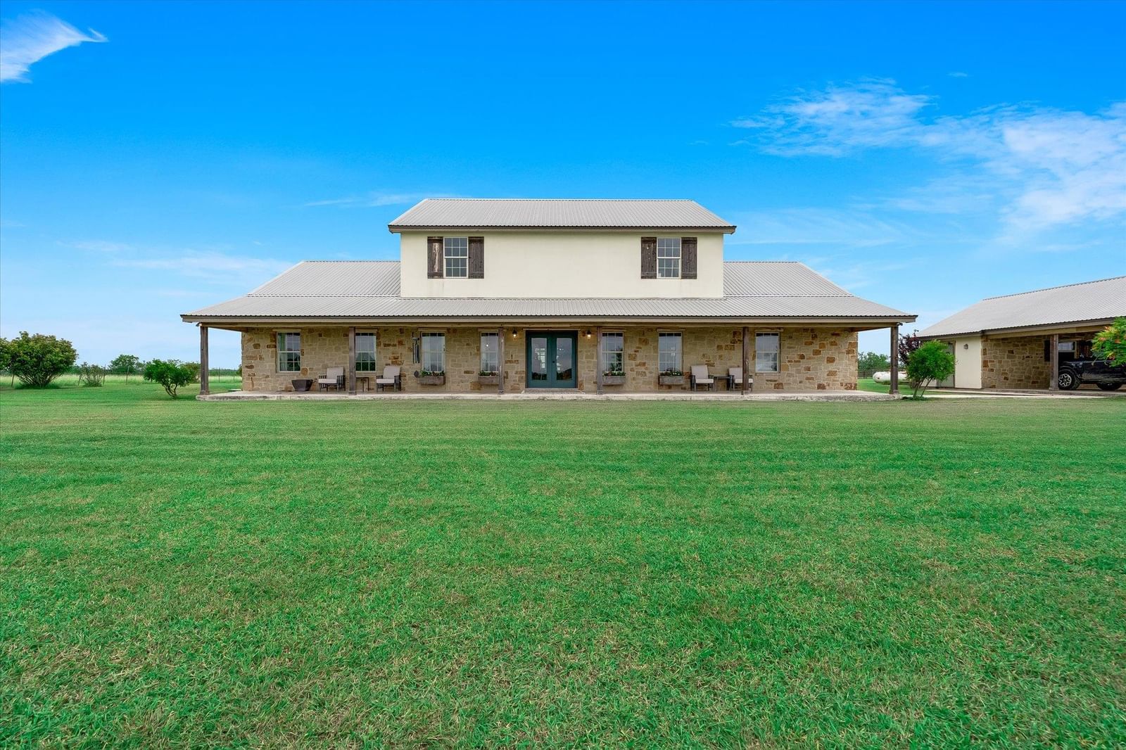 400 Little El Paso RD - Photo 1