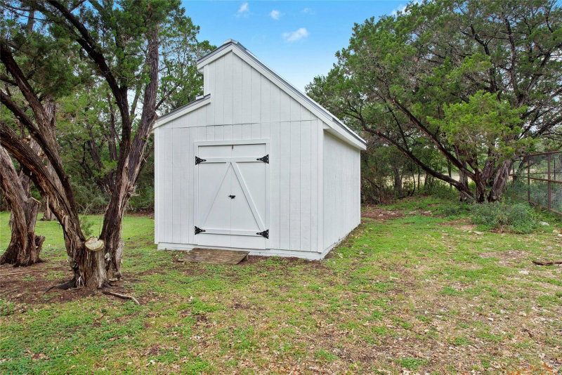 Property photo 37