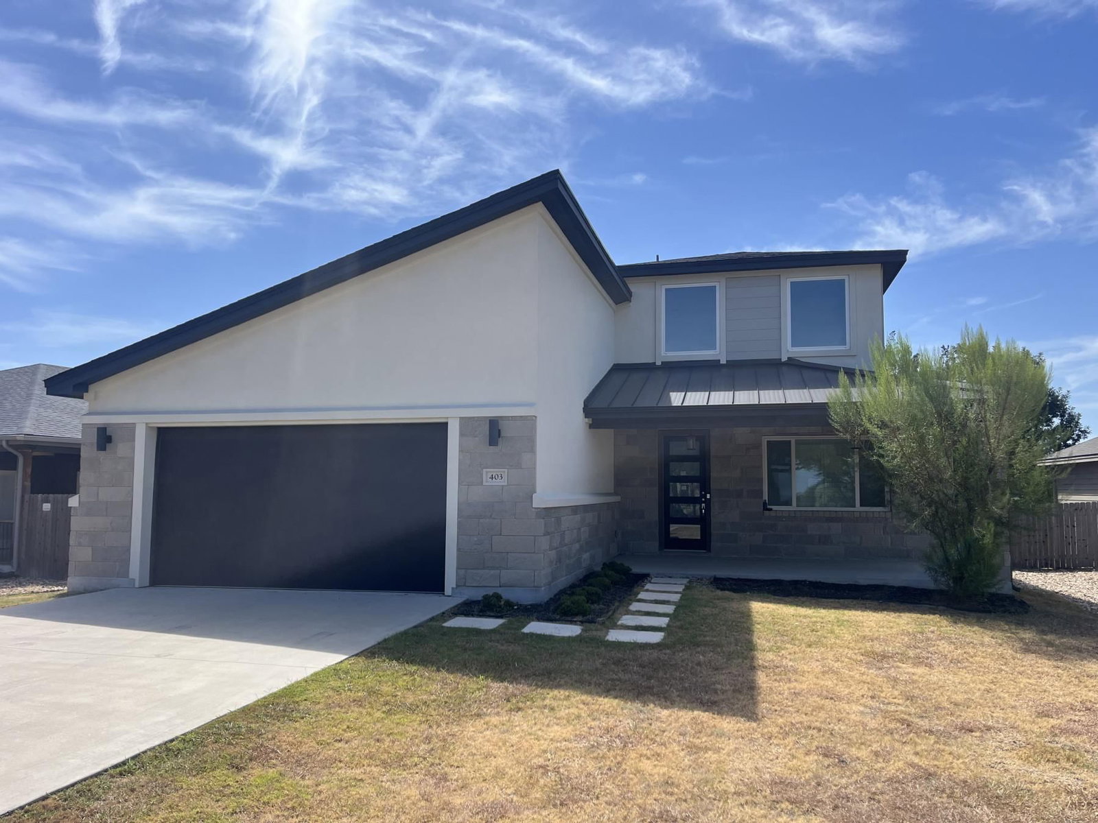403 Summit Ridge DR - Photo 1