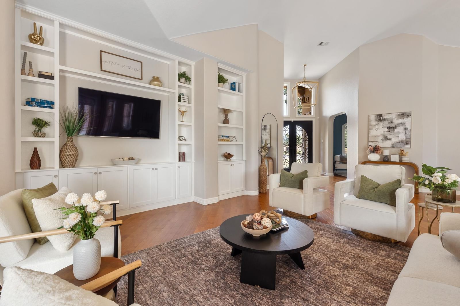 100 Dovetail LN - Photo 1
