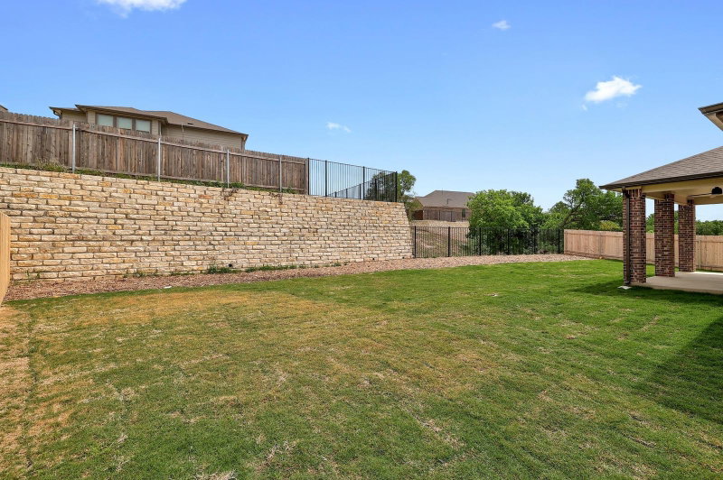 Property photo 31