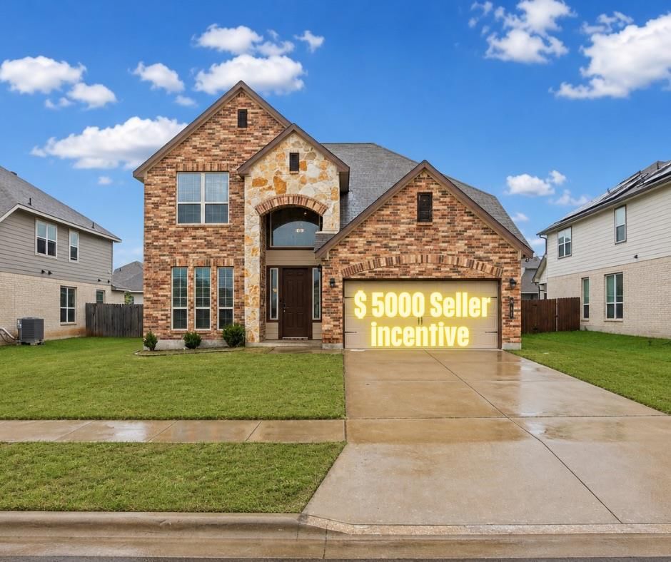 811 Clanton CV - Photo 1