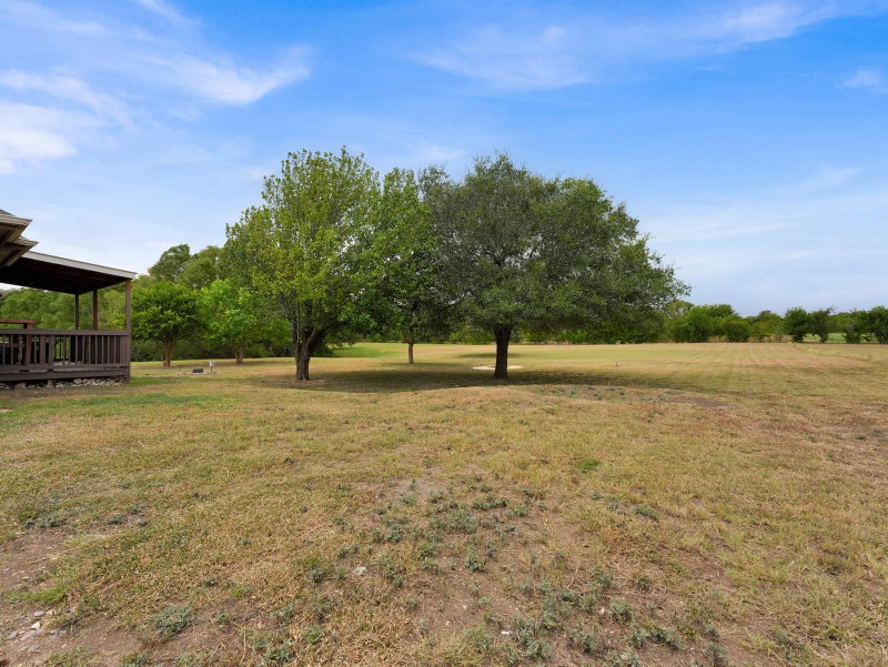Property photo 33