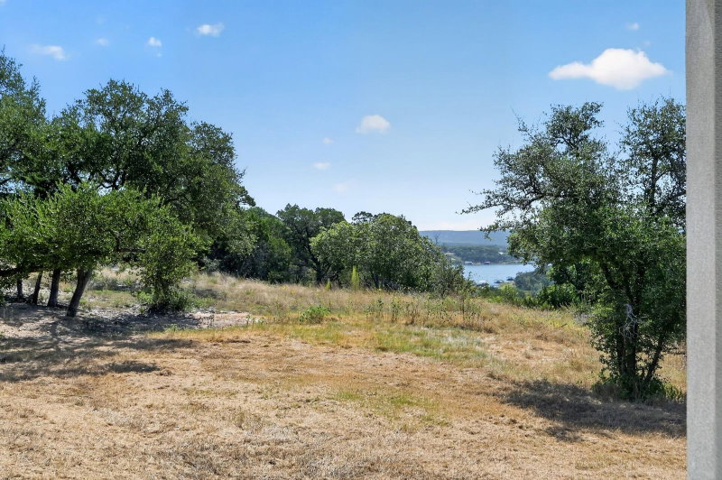 Property photo 40