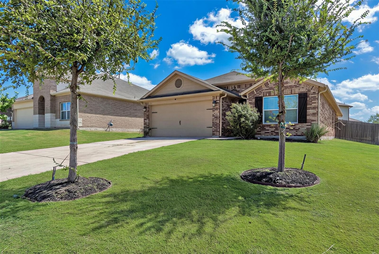 176 Dusky Thrush DR - Photo 1