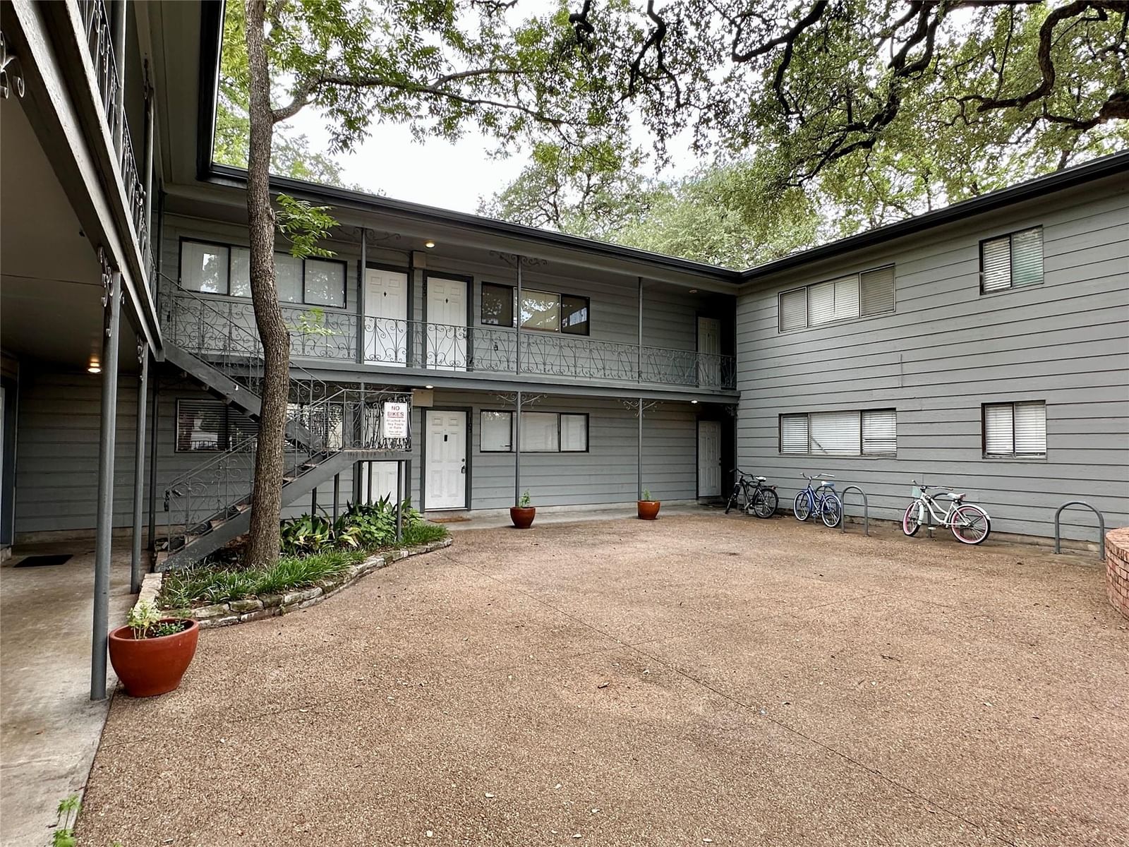 803 28th ST #106 - Photo 1