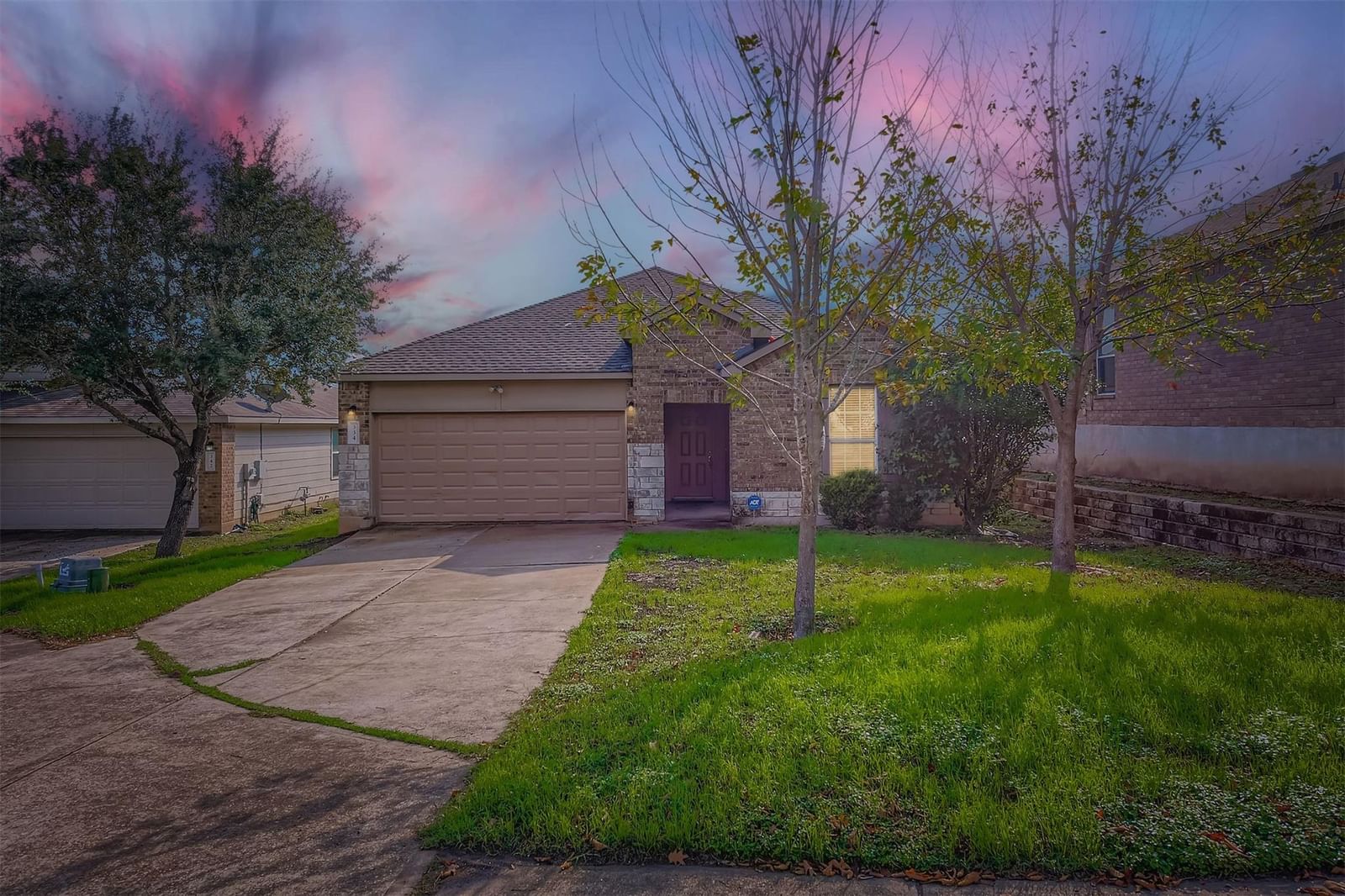334 Nandina DR - Photo 1