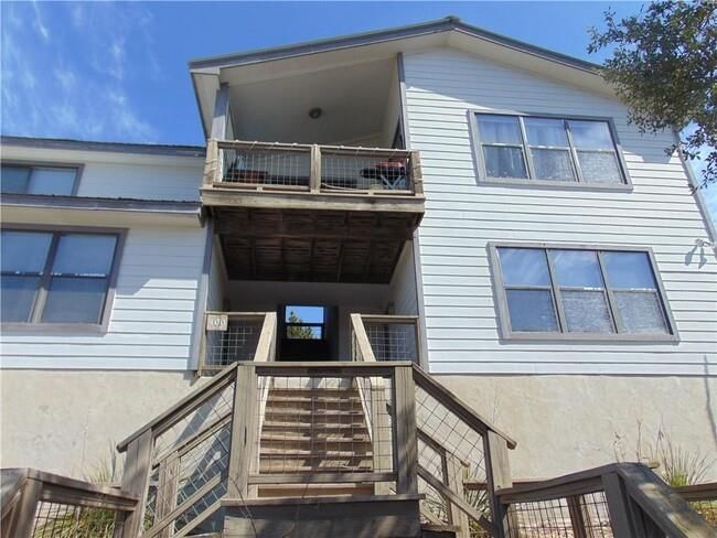 400 Eagles Nest DR - Photo 1