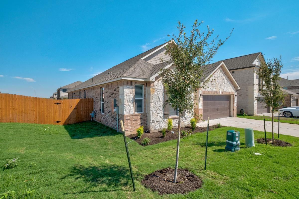 3745 Campora LN - Photo 1