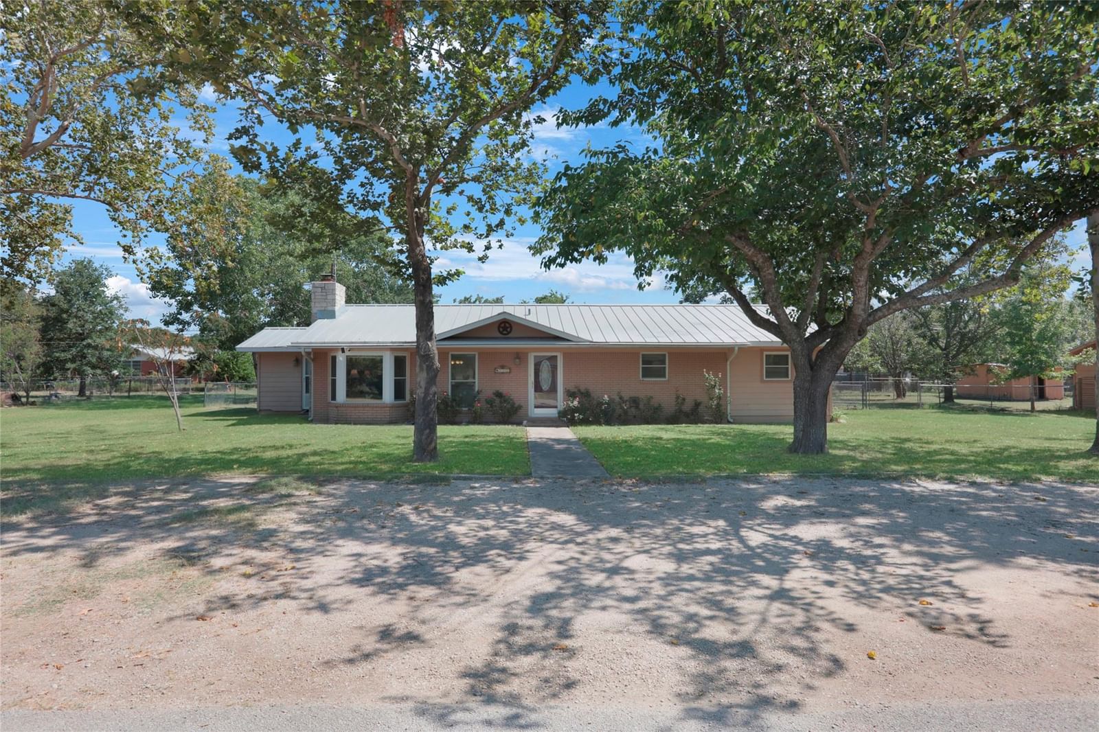 661 South ST - Photo 1