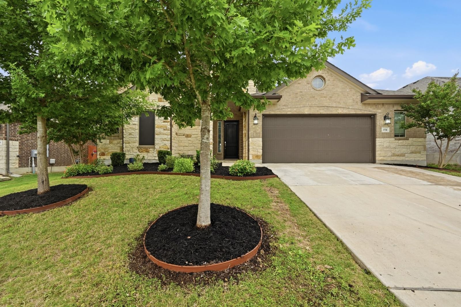 154 Ashleaf DR - Photo 1