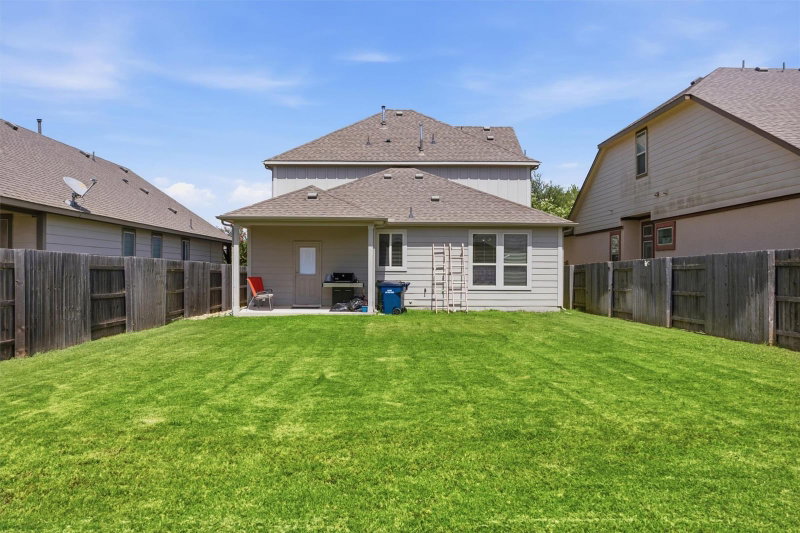 Property photo 32