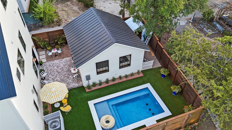 Property photo 35