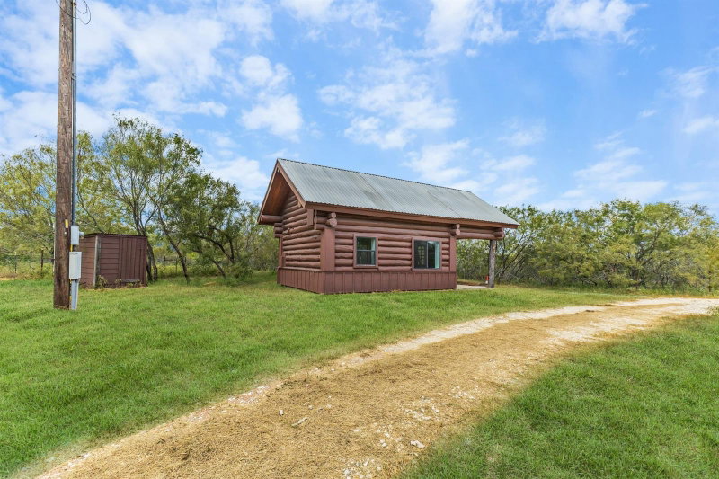 Property photo 18