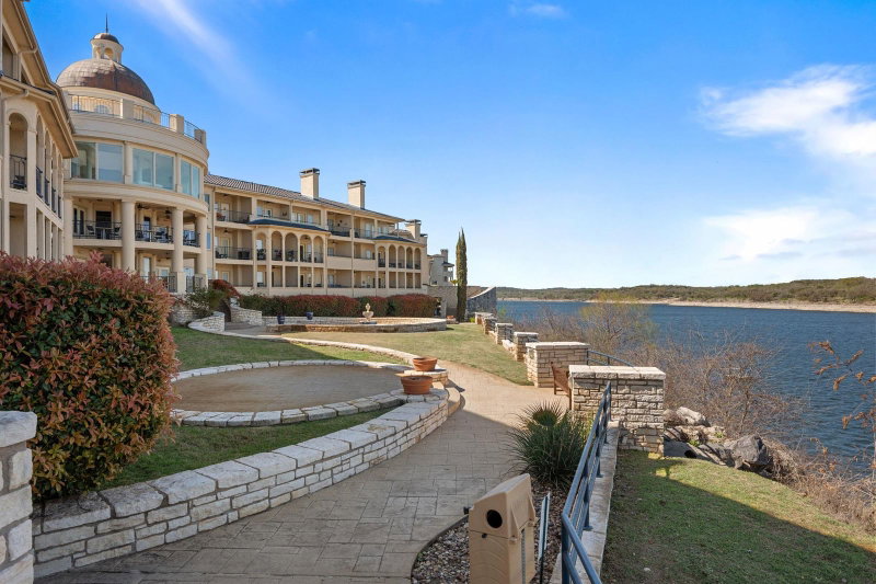 Property photo 31