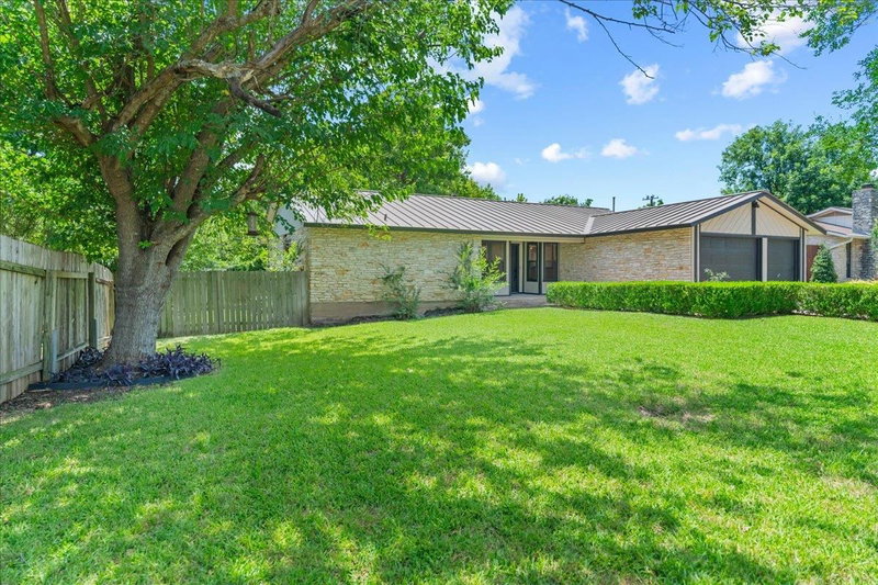 Property photo 34