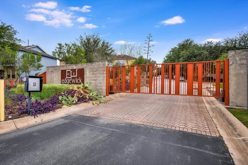 Property photo 30