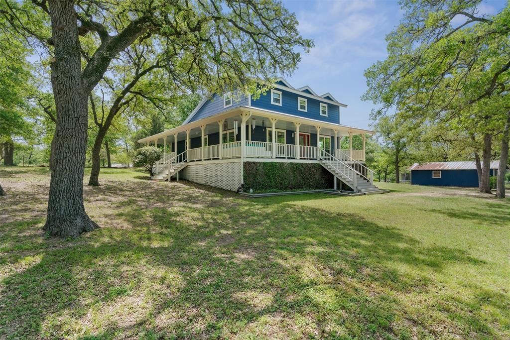 218 Leisure LN - Photo 1