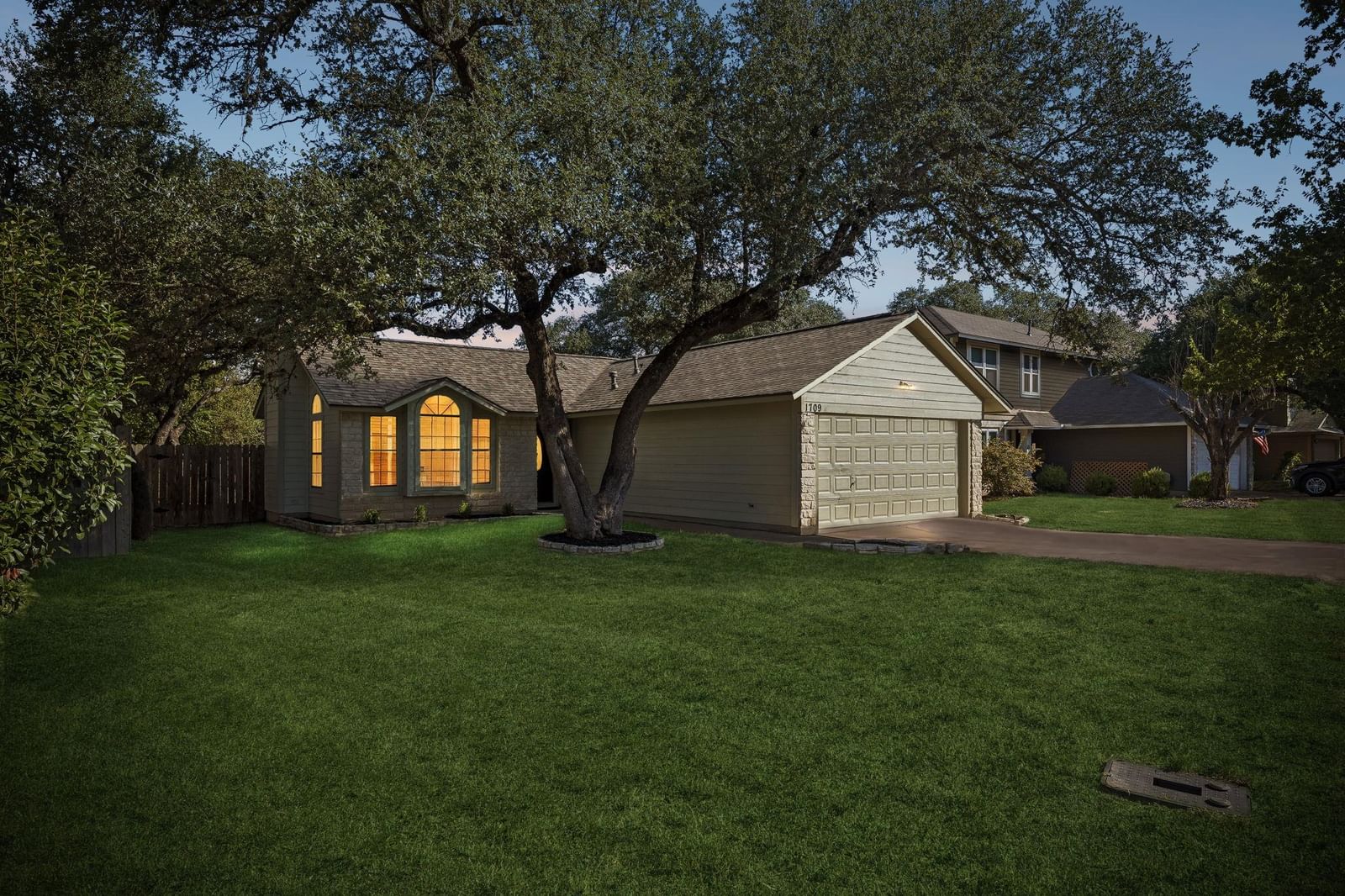 1709 Hatch RD - Photo 1
