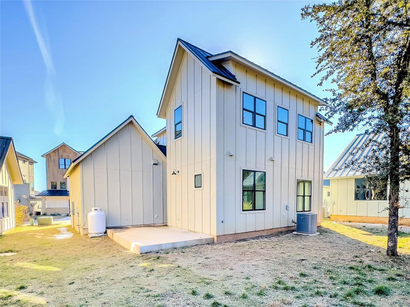 Property photo 37