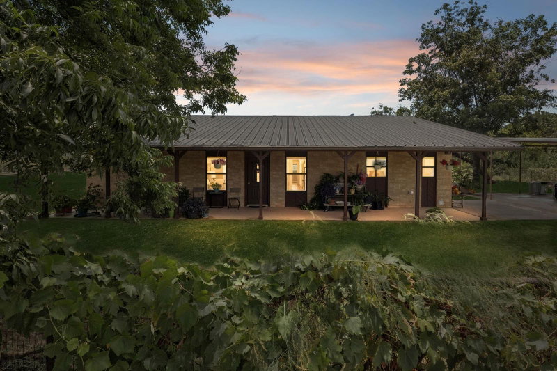 Property photo 38