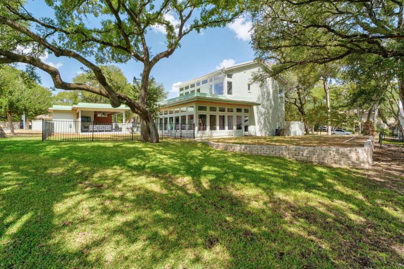 Property photo 31