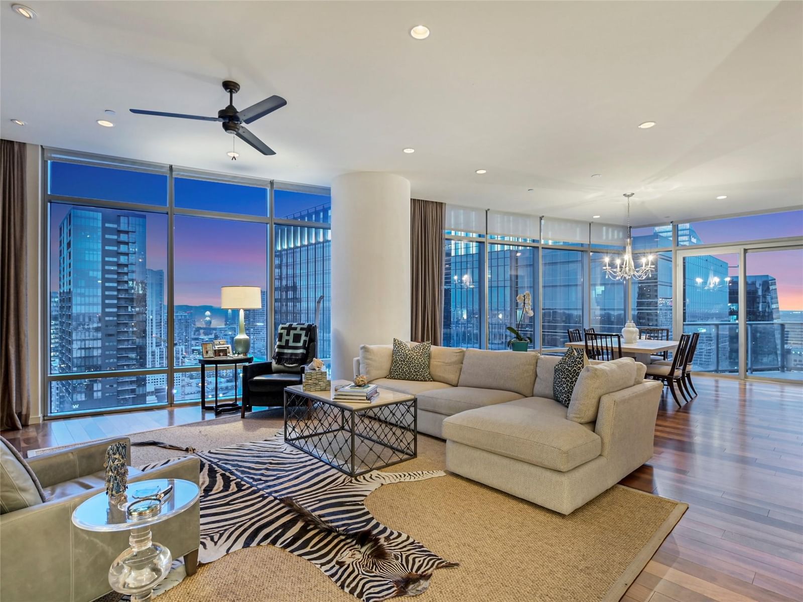 200 Congress Ave #30E - Photo 1