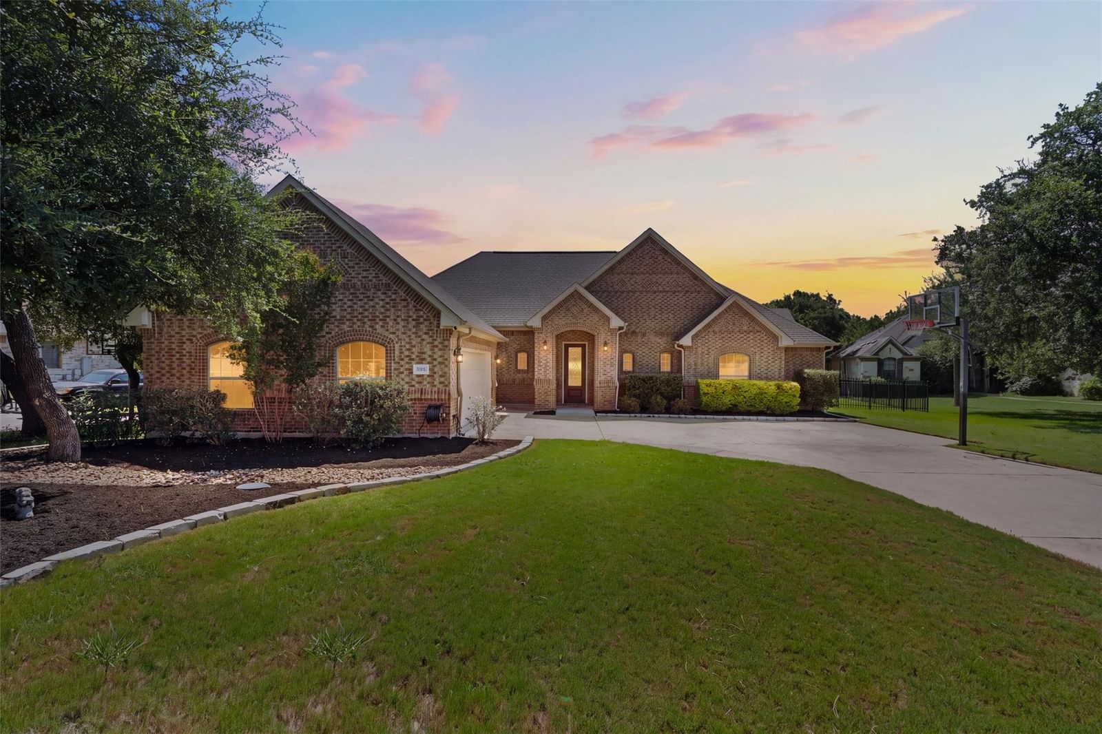 205 Quarry Lake EST - Photo 1