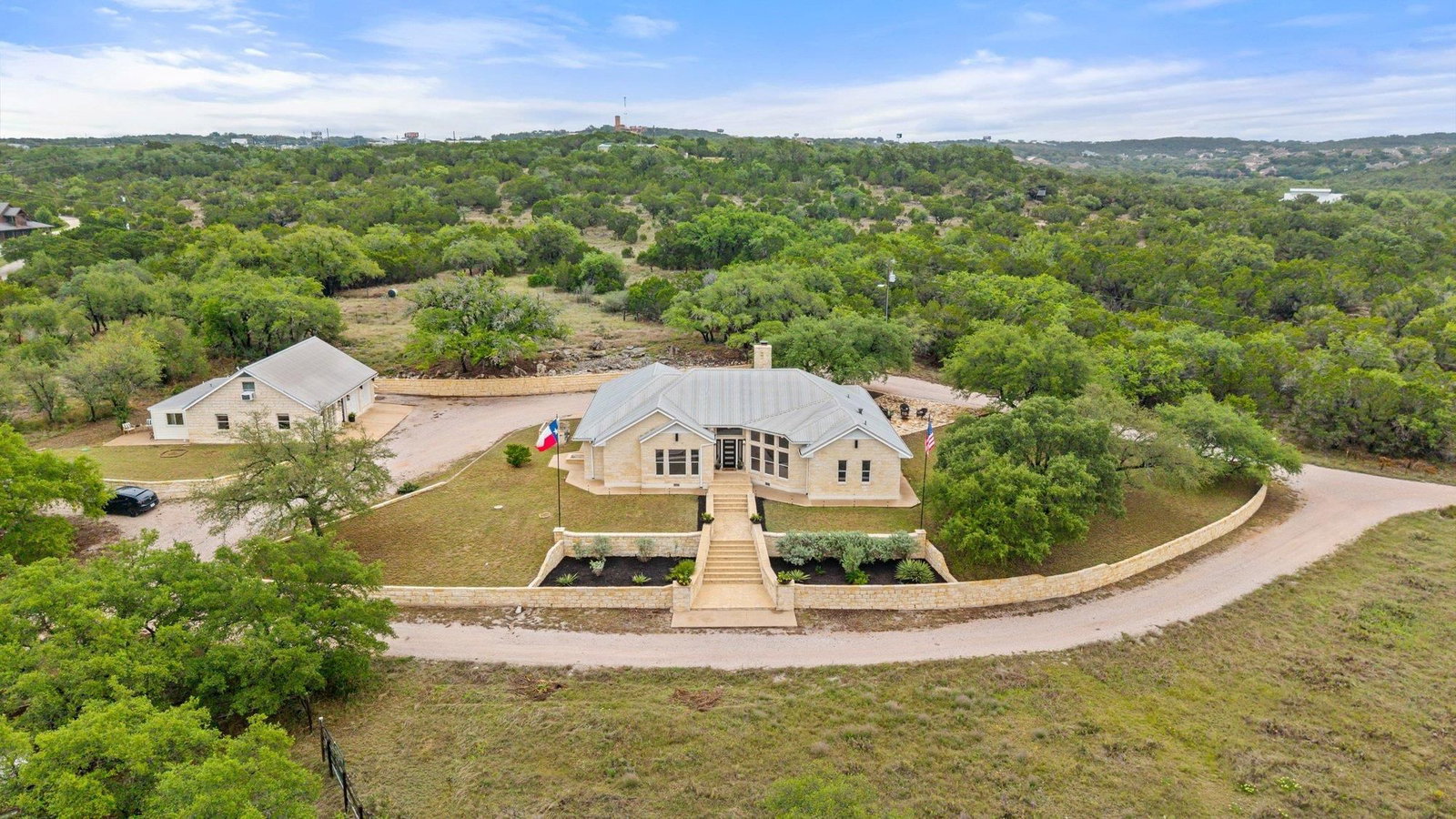 4915 Canyon Ranch TRL - Photo 1
