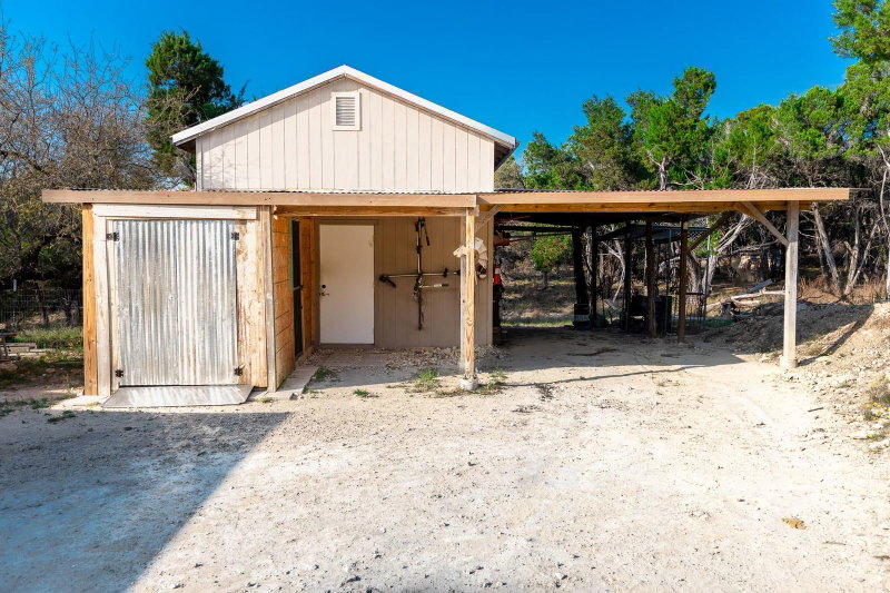 Property photo 16