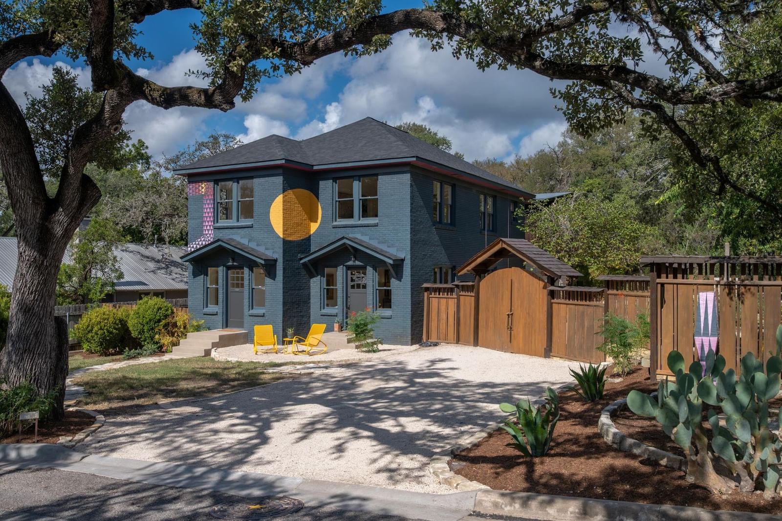 2300 Rae Dell Ave - Photo 1