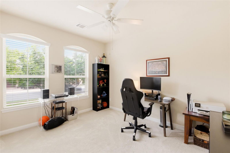 Property photo 31