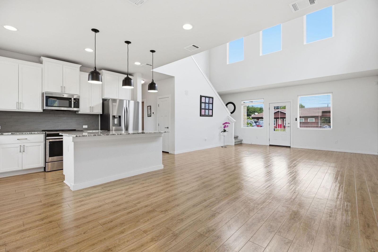 103 Waianae CT - Photo 1