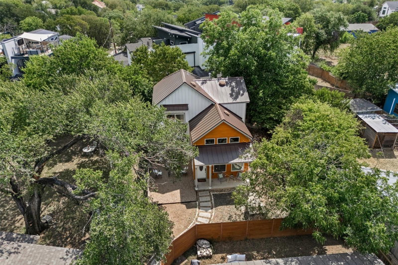 Property photo 32