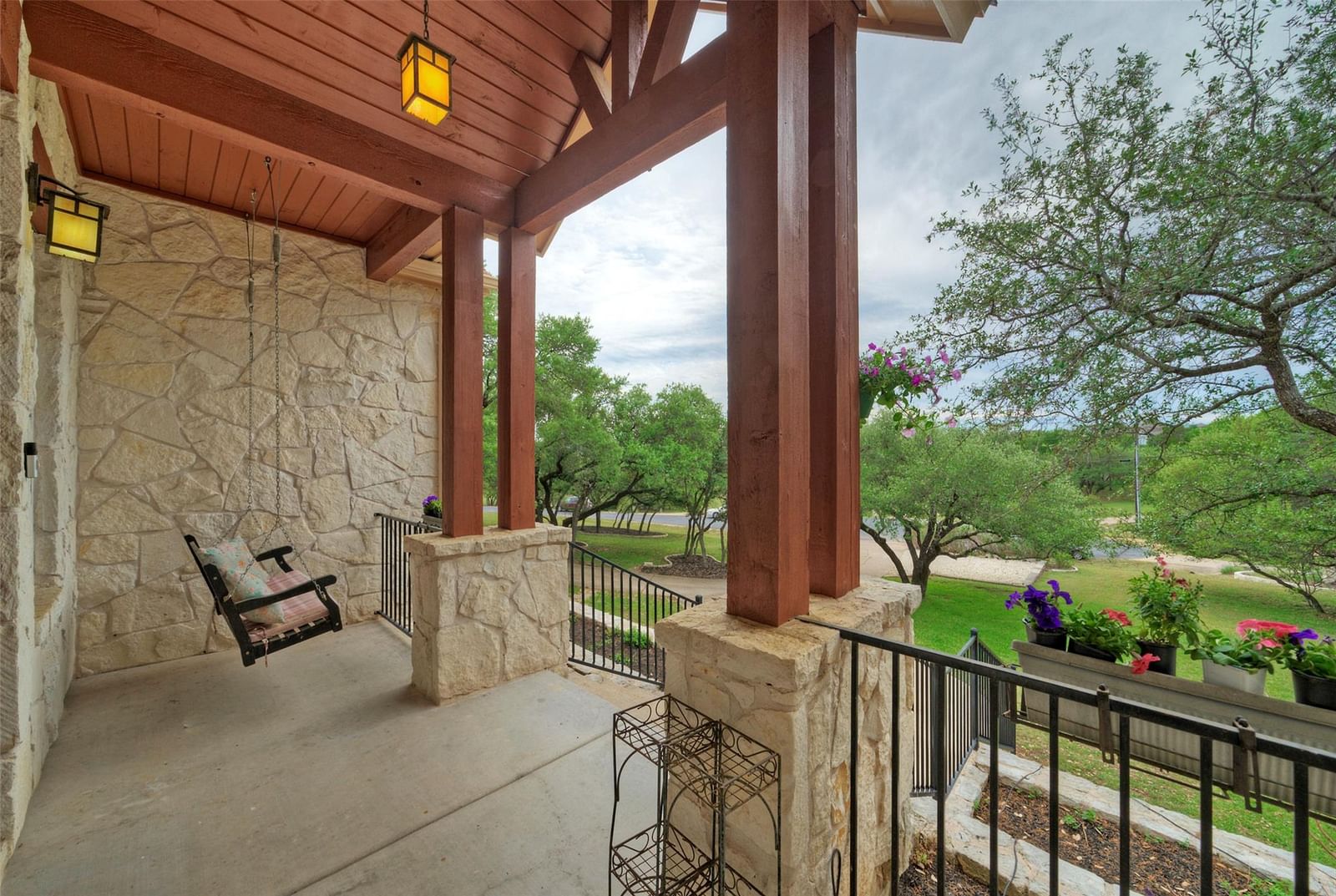 124 Summer Oak CT - Photo 1