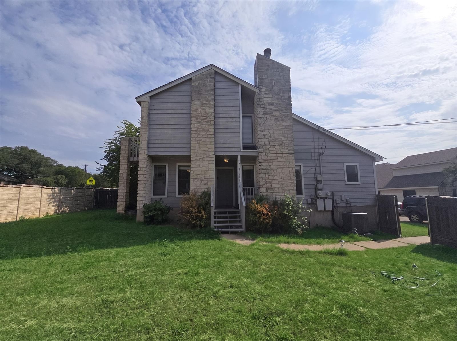 1758/1760 Horseshoe CIR - Photo 1