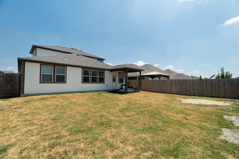 Property photo 33