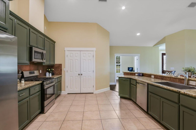 Property photo 22