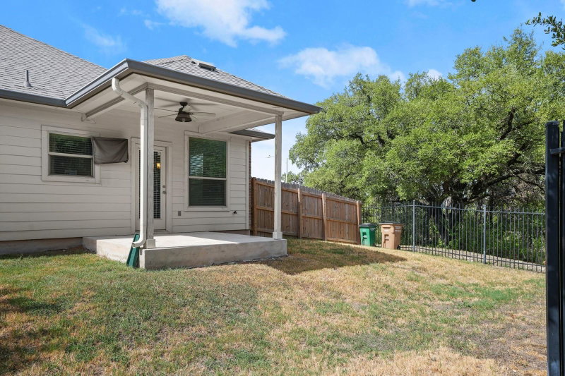Property photo 23