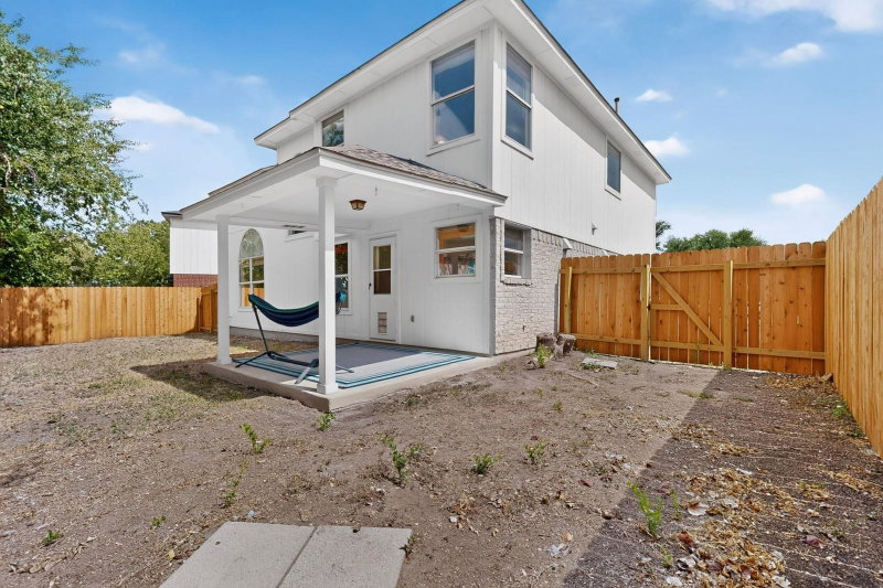 Property photo 33