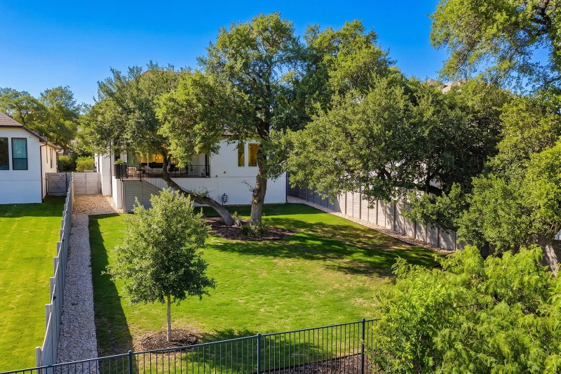 Property photo 36