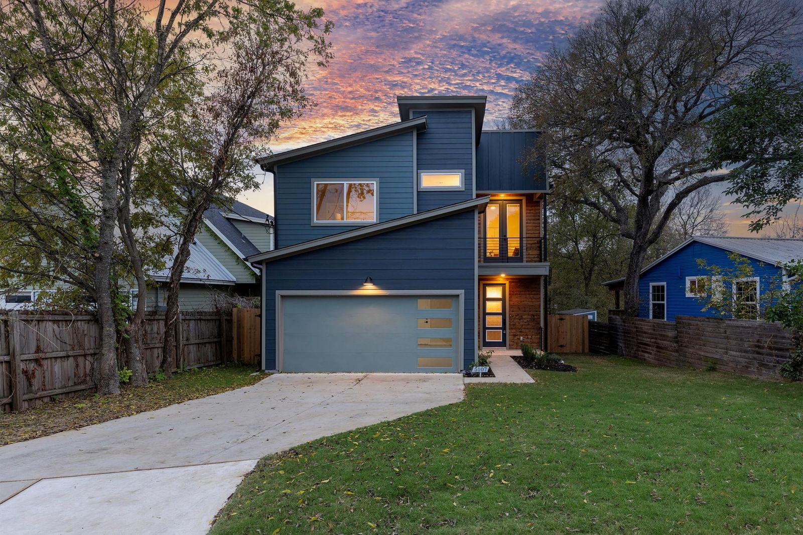 2708 Bristol DR - Photo 1