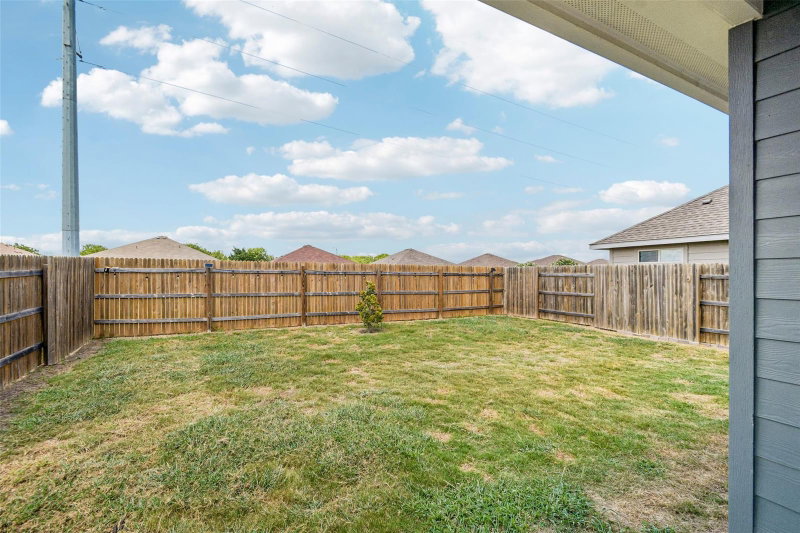 Property photo 35