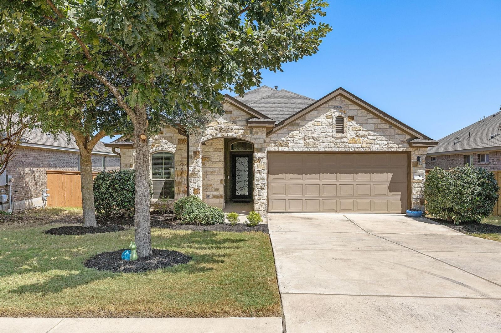 5717 Scenic Lake DR - Photo 1